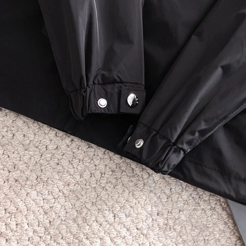 Moncler Outwear Upgraded 142447