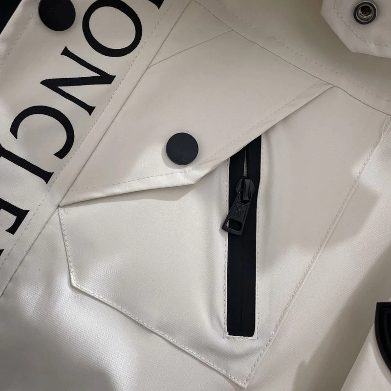 Casual Moncler Outwear 142443