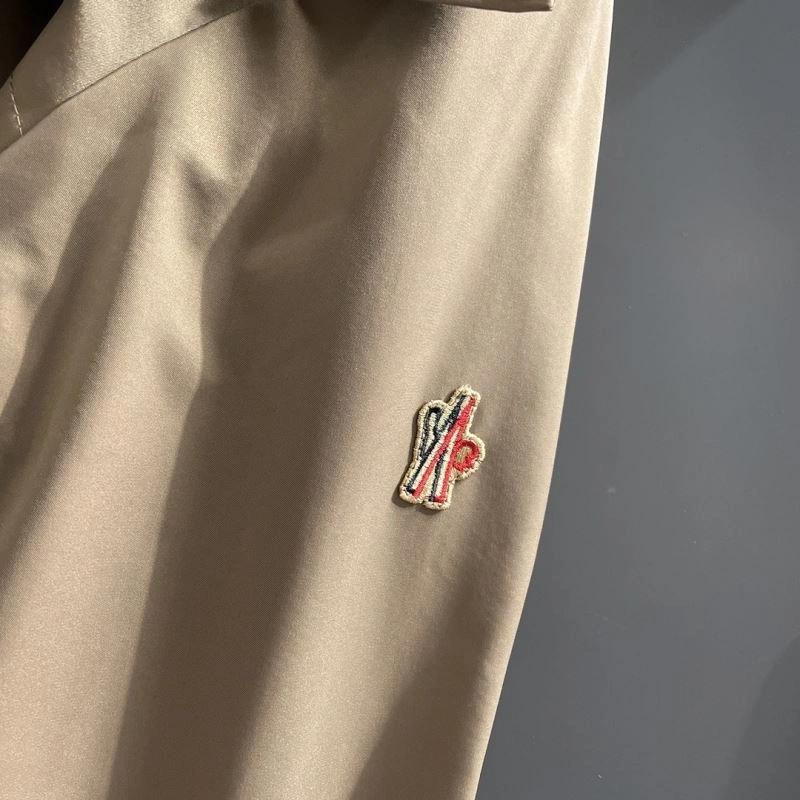 Moncler Outwear Attractive 142437