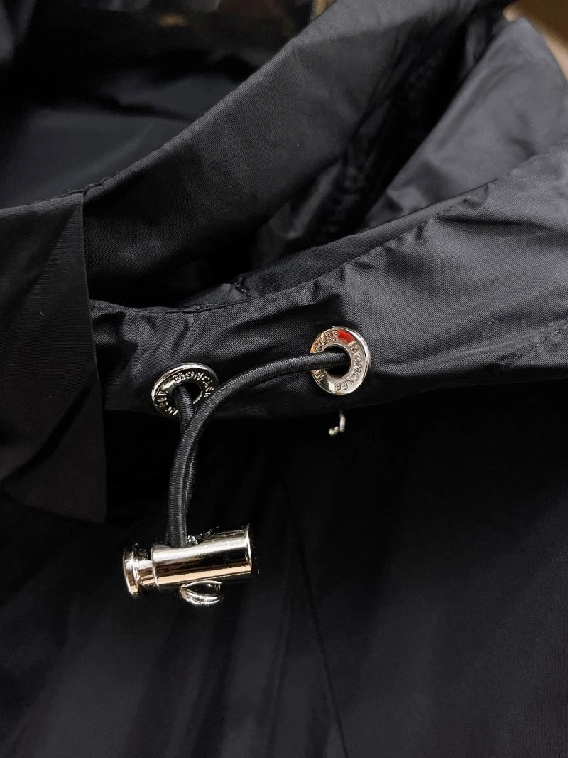 Moncler Outwear Bold 142450
