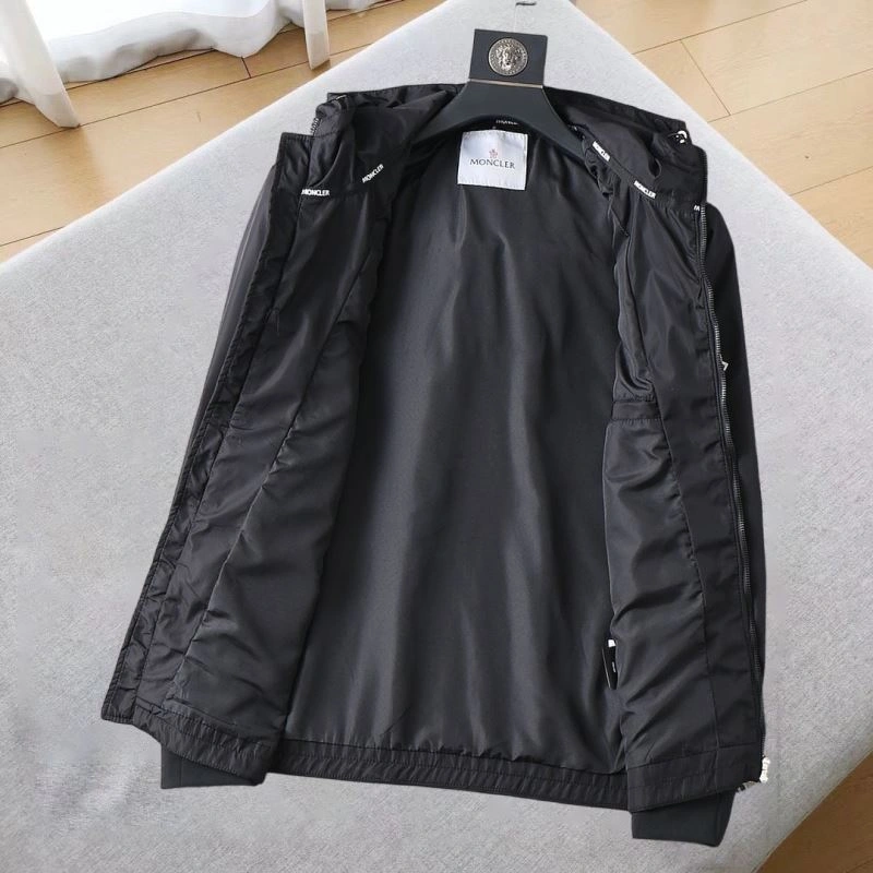 WellDesigned Moncler Outwear 142442