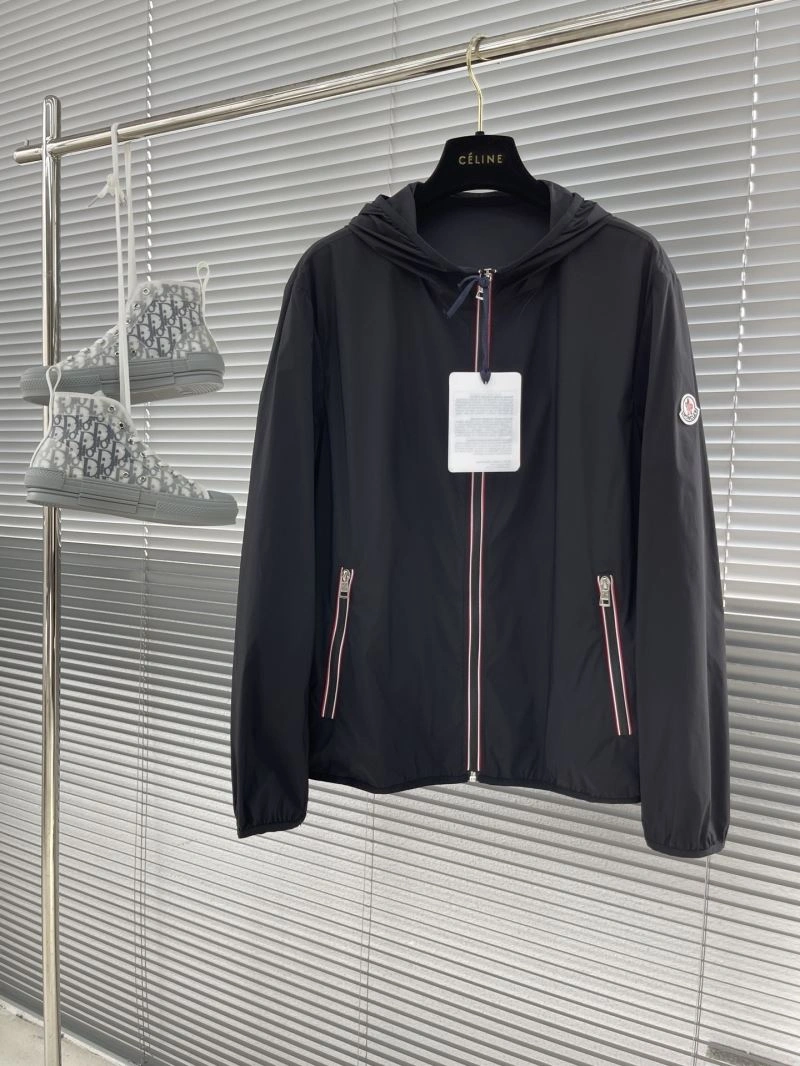 Moncler Outwear Youthful 142438