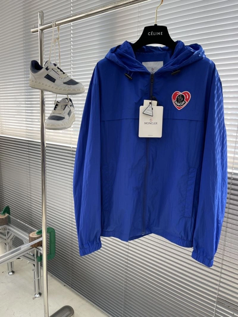 Moncler Outwear BestValue 142428