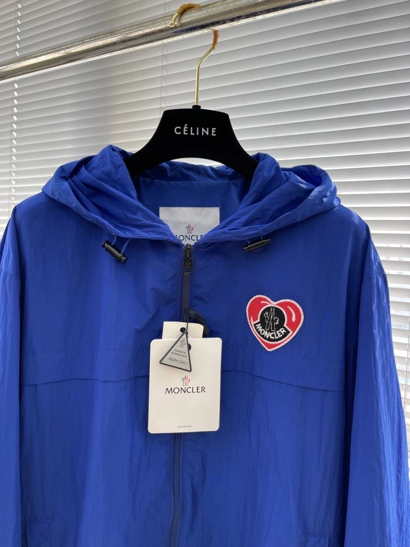 Moncler Outwear BestValue 142428