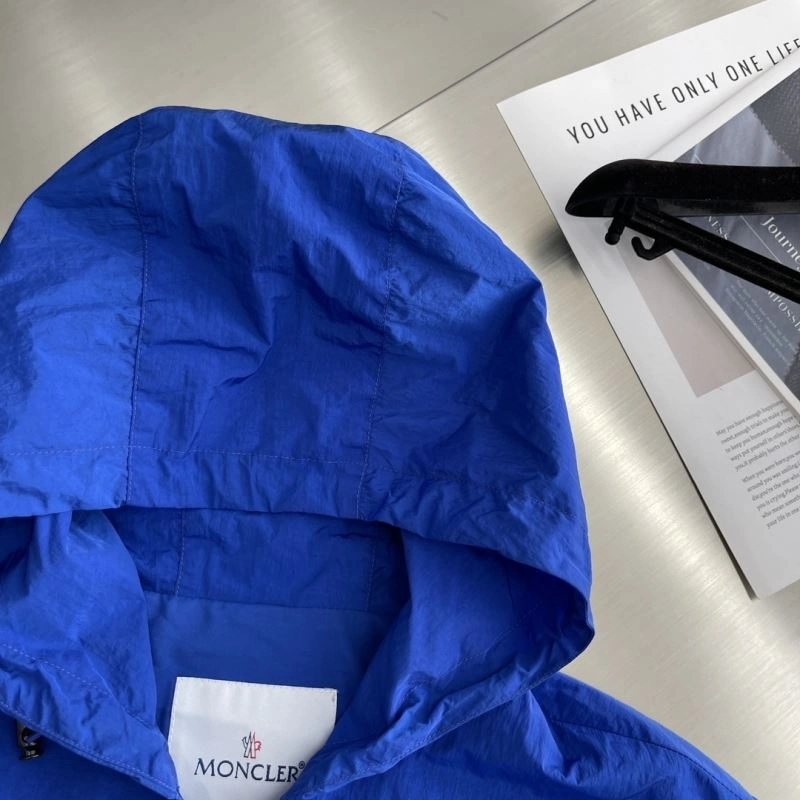 Moncler Outwear BestValue 142428