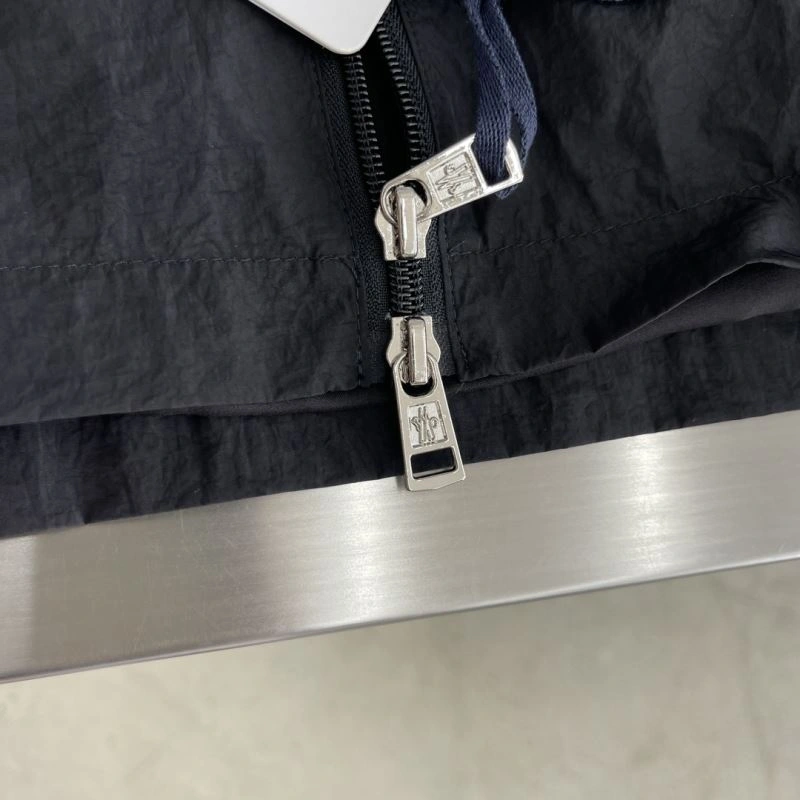 Moncler Outwear Youthful 142419
