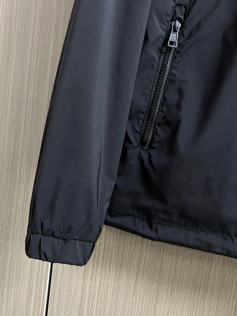 Moncler Outwear Fashionable 142409