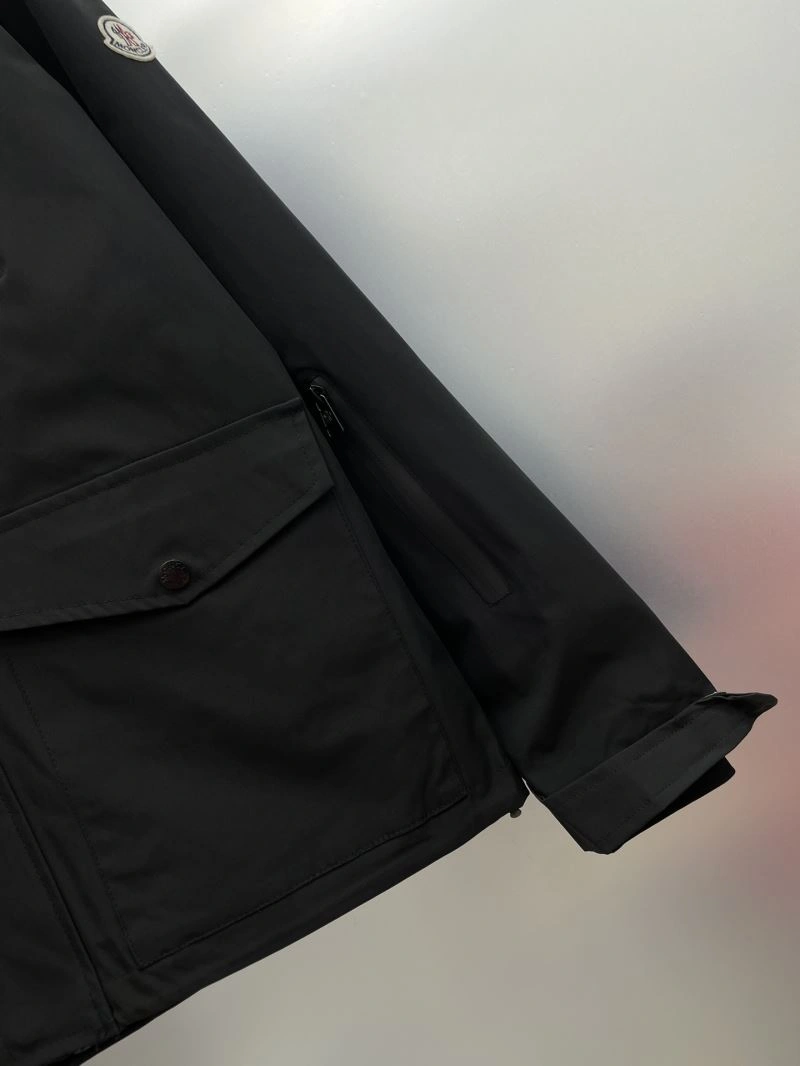 HighPerformance Moncler Outwear 142408