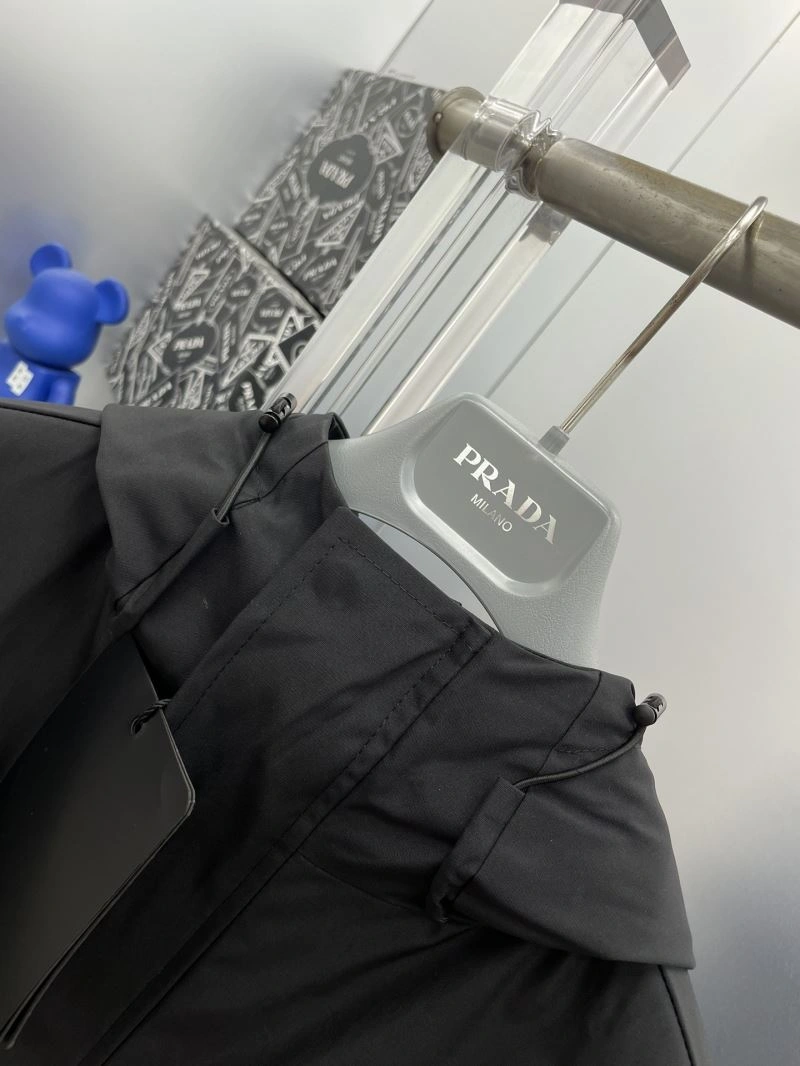HighPerformance Moncler Outwear 142408