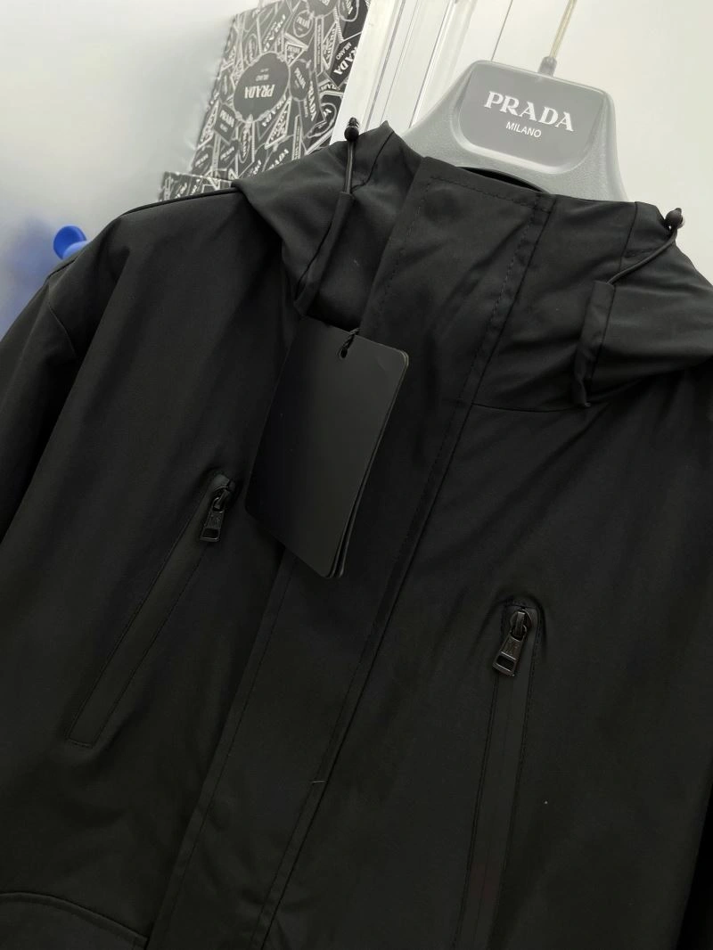 HighPerformance Moncler Outwear 142408