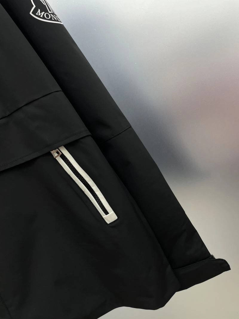 Moncler Outwear WrinkleFree 142422