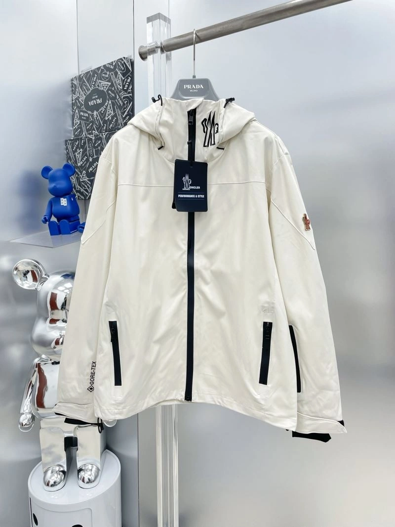 Moncler Outwear Unisex 142400