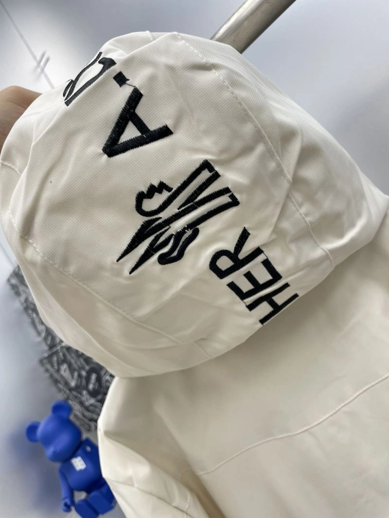 Moncler Outwear Unisex 142400