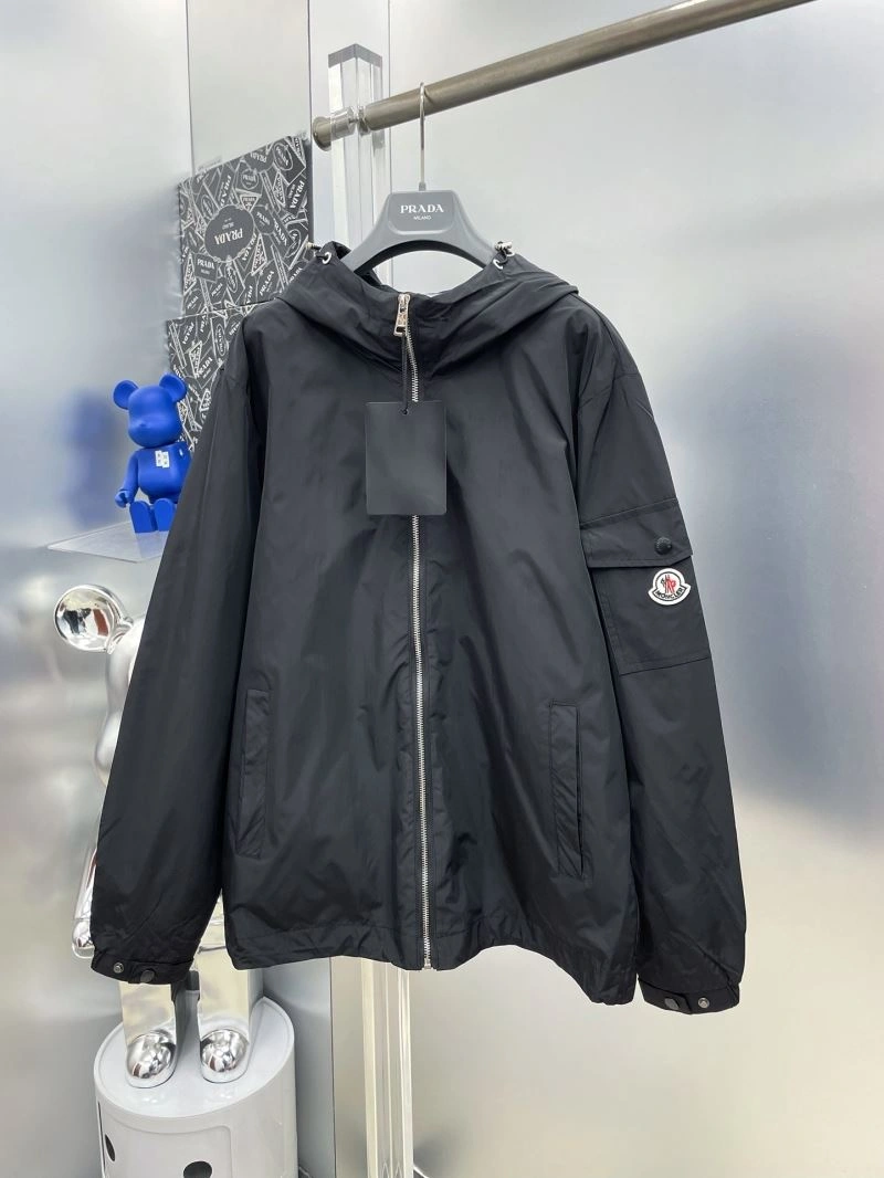 Moncler Outwear Effortless 142405