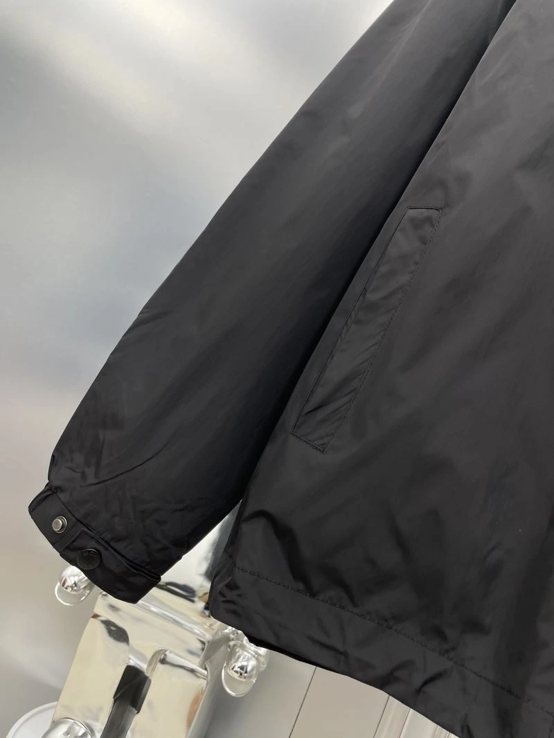 Moncler Outwear Effortless 142405