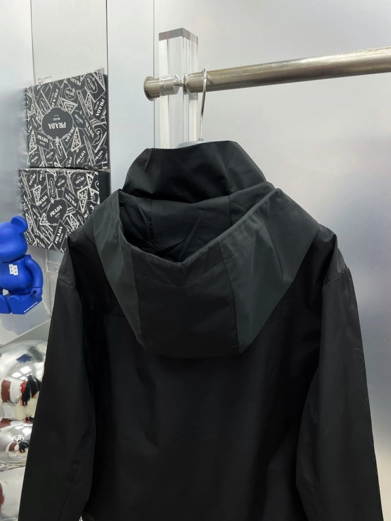 Moncler Outwear DailyWear 142403