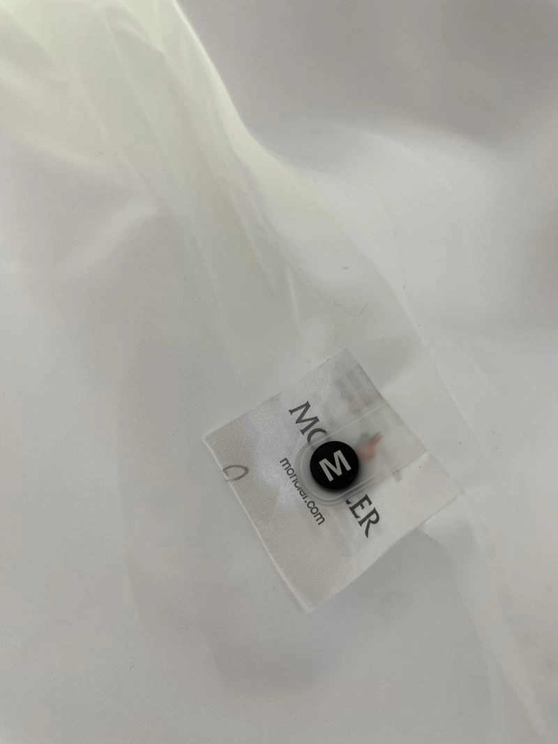 Moncler Outwear BestValue 142424