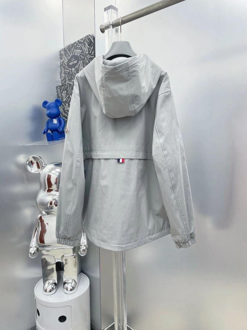 Thermal Moncler Outwear 142399