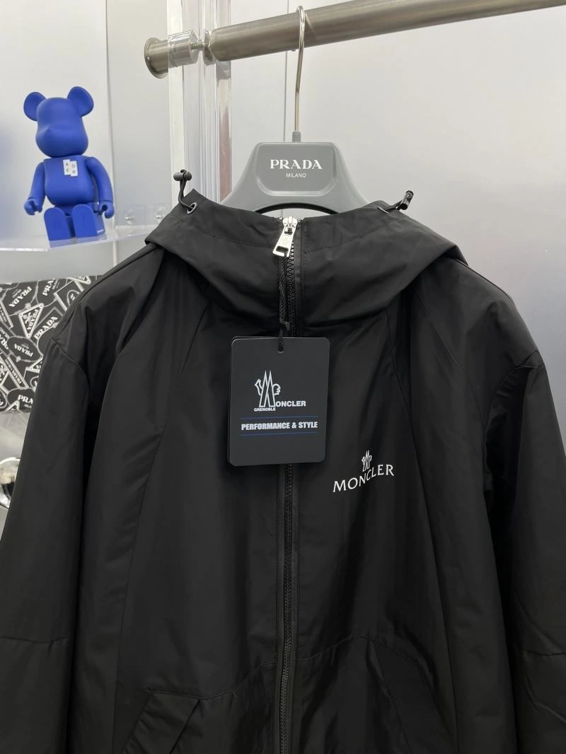 Efficient Moncler Outwear 142397
