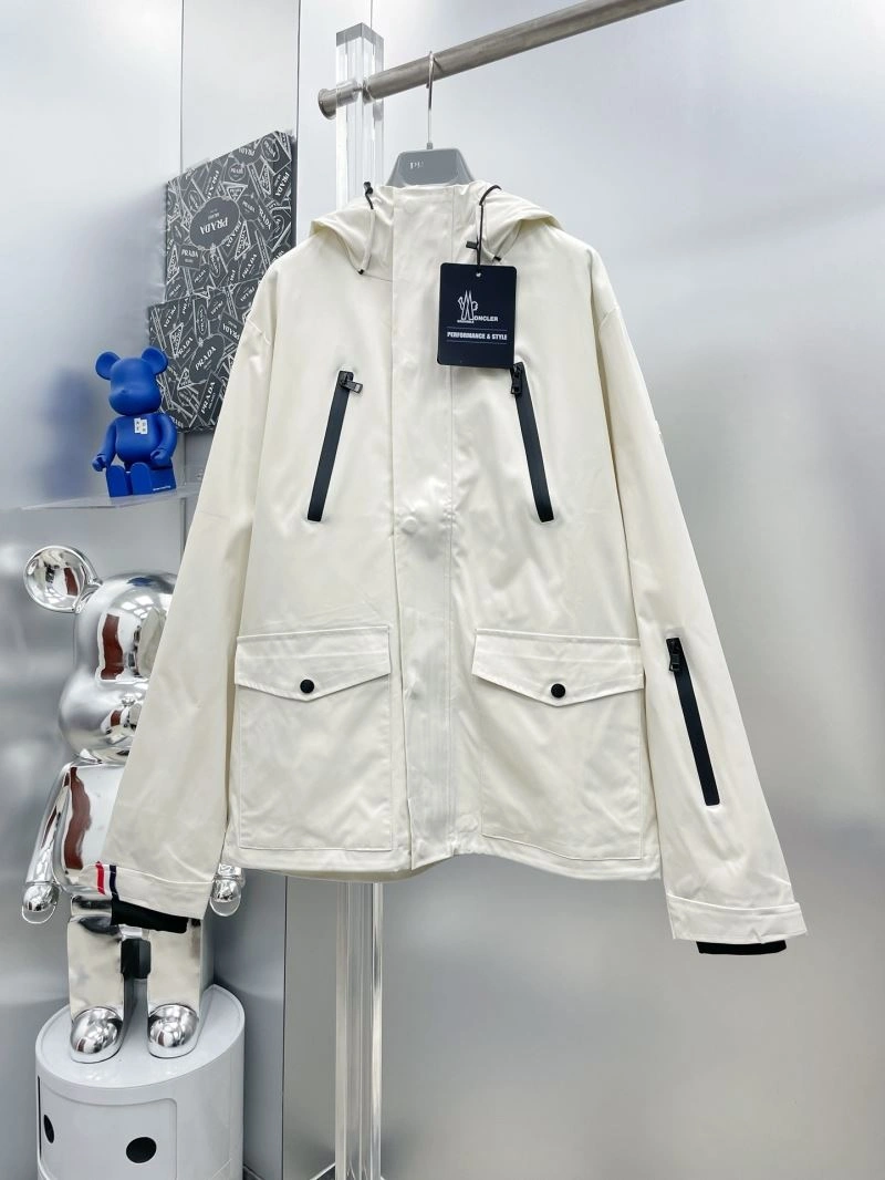 Moncler Outwear BestValue 142395