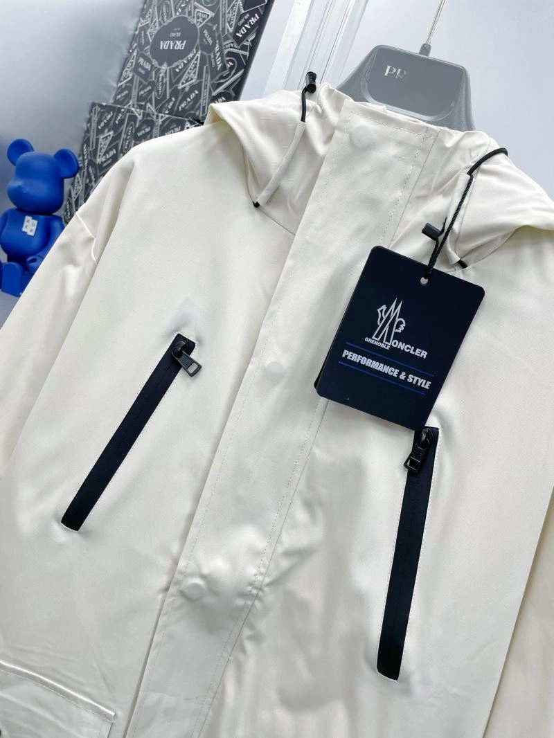 Moncler Outwear BestValue 142395