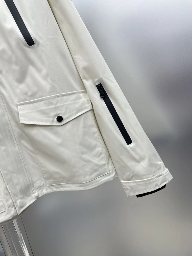 Moncler Outwear BestValue 142395