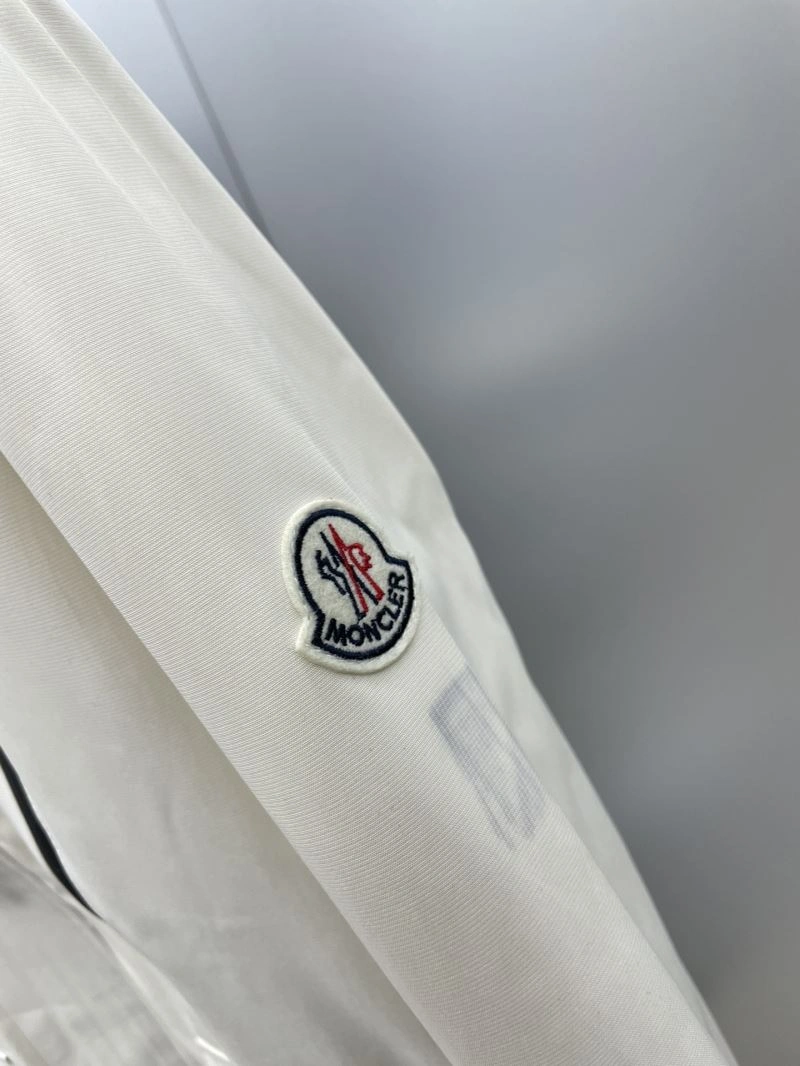 Moncler Outwear BestValue 142395
