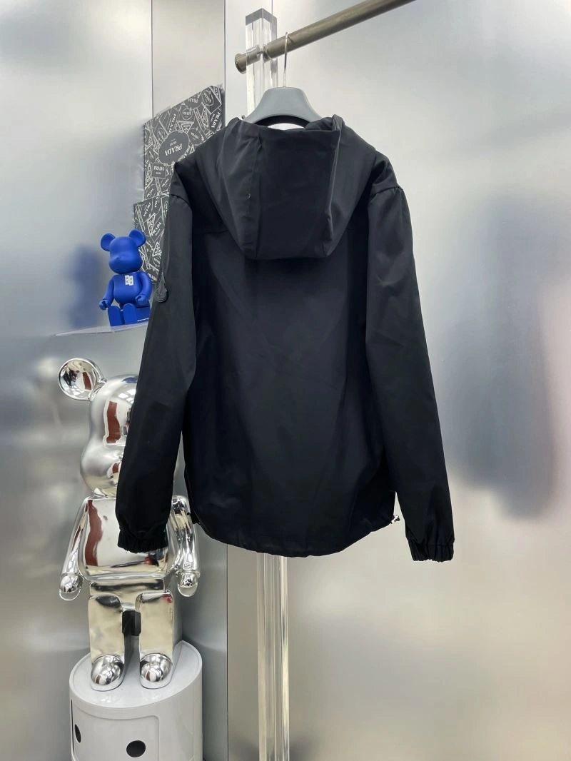 GoAnywhere Moncler Outwear 142398