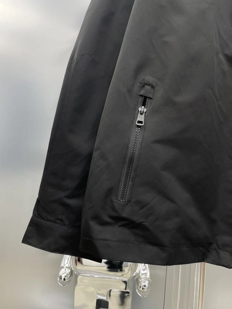 Moncler Outwear UrbanStyle 142390