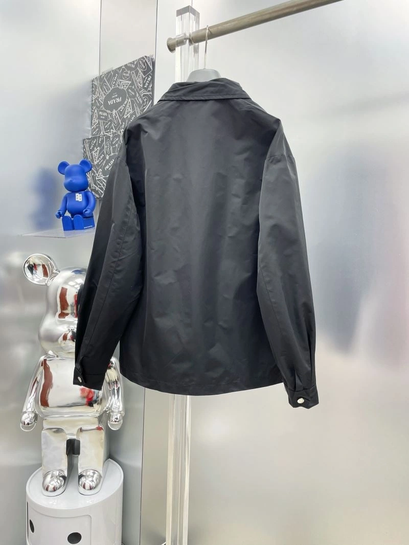 Moncler Outwear Stylish 142391