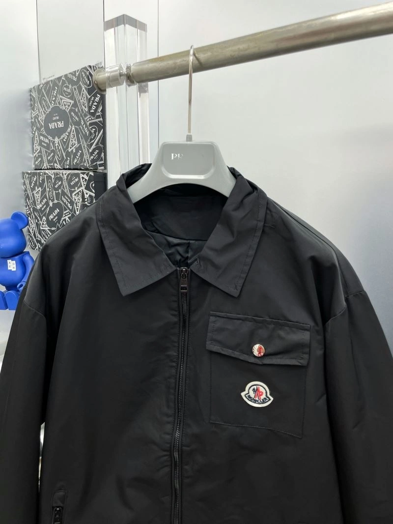Moncler Outwear Stylish 142391
