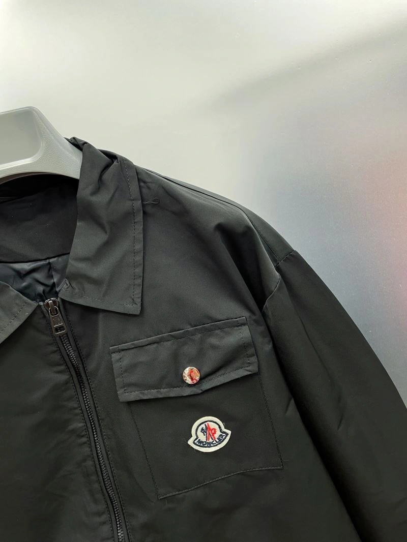 Moncler Outwear Stylish 142391