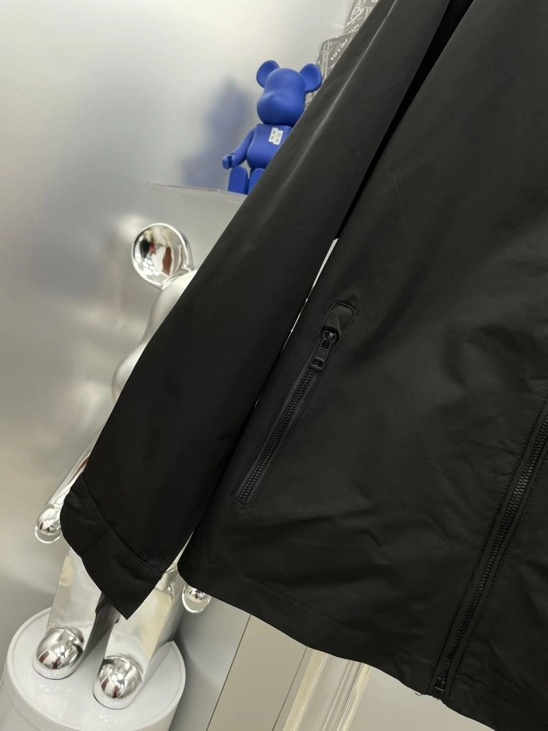 Moncler Outwear Stylish 142391