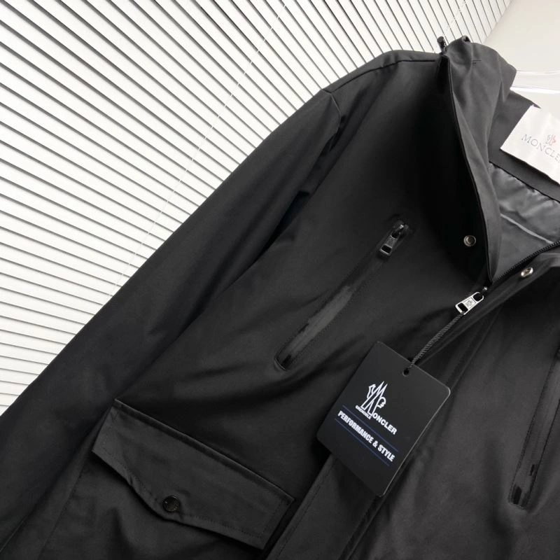 Cozy Moncler Outwear 142382
