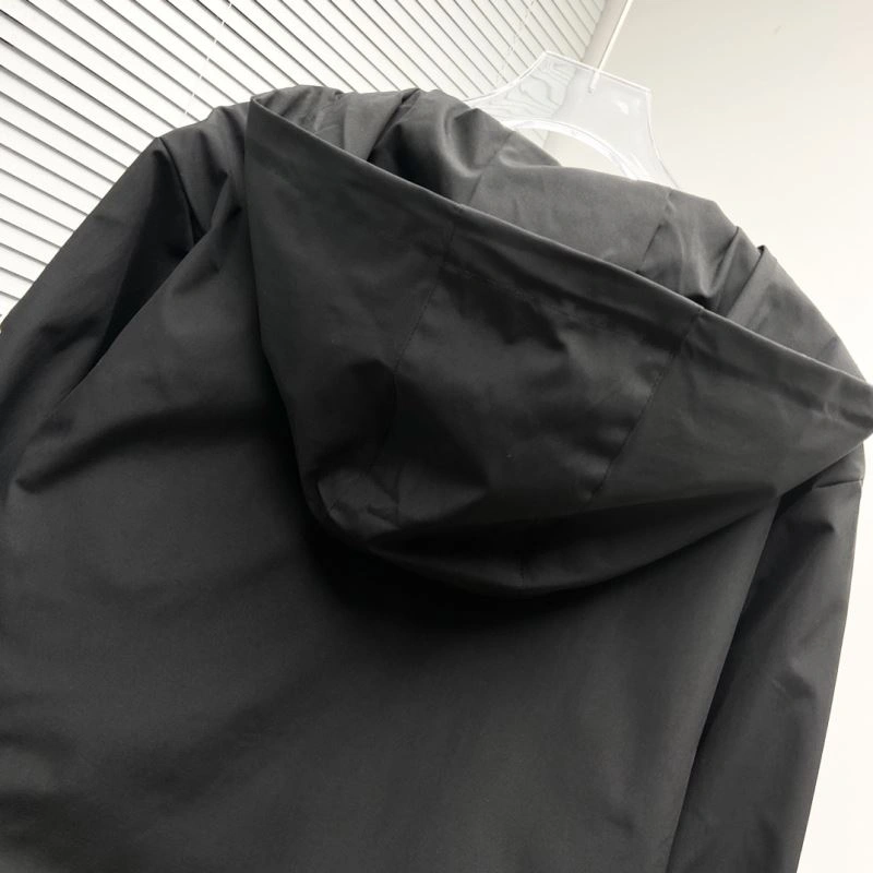 Cozy Moncler Outwear 142382