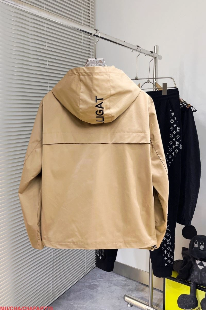 Moncler Outwear Trendy 142153