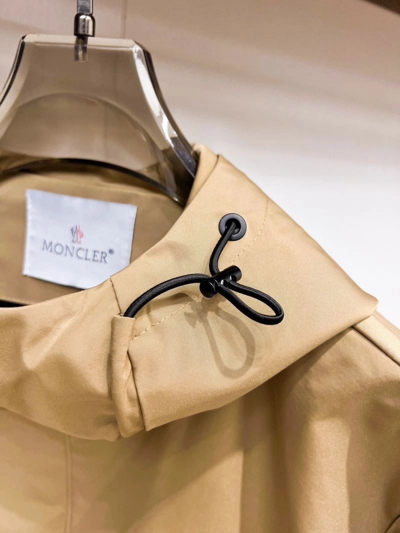Moncler Outwear Trendy 142153