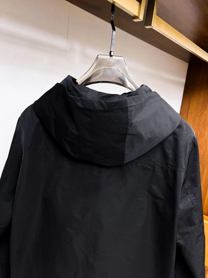 Moncler Outwear Upgraded 142165