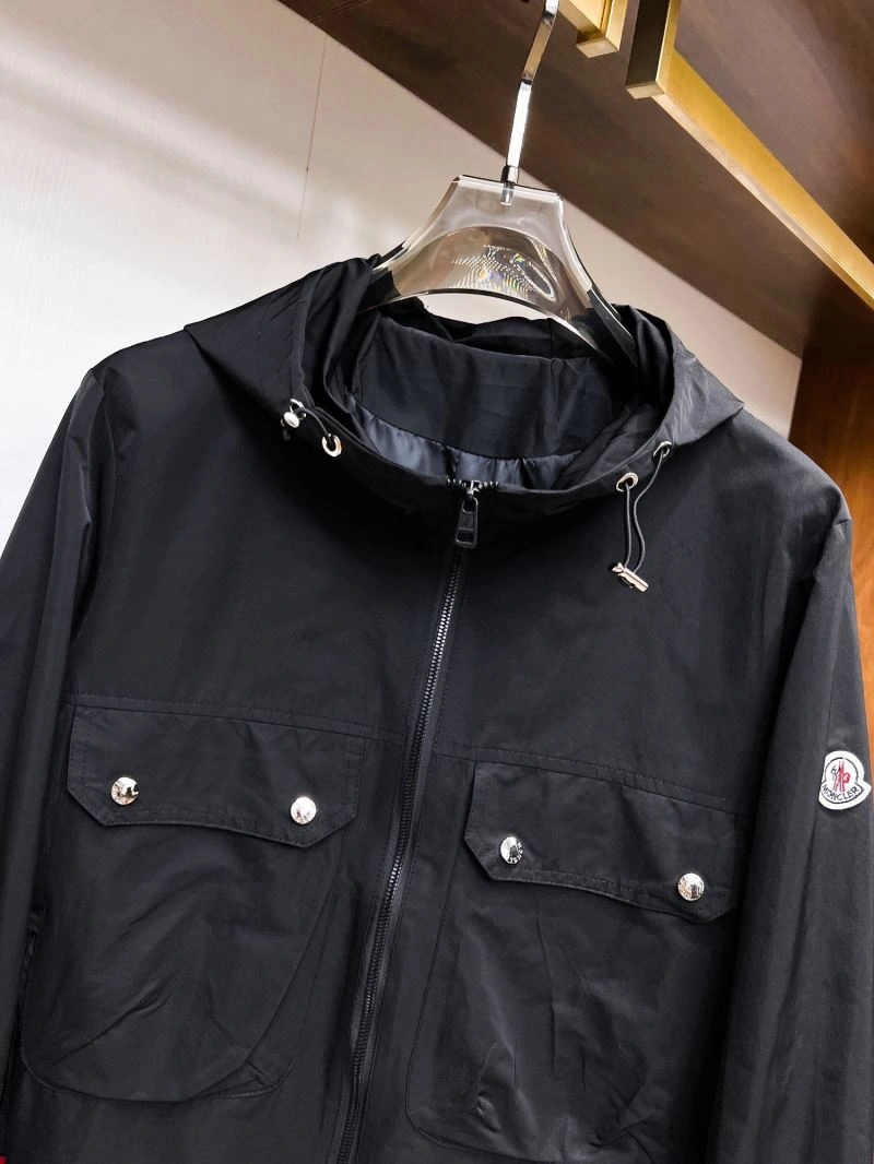 Moncler Outwear Upgraded 142165