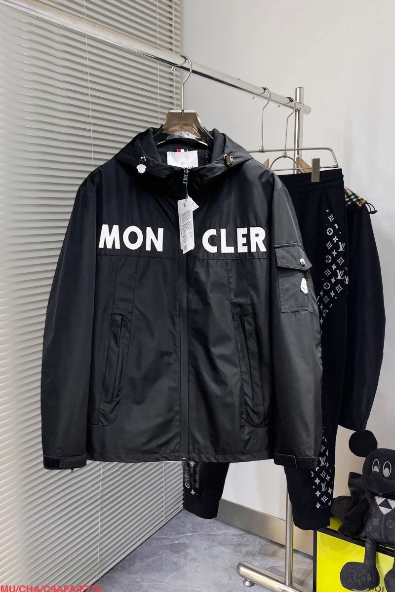 Moncler Outwear Original 142192