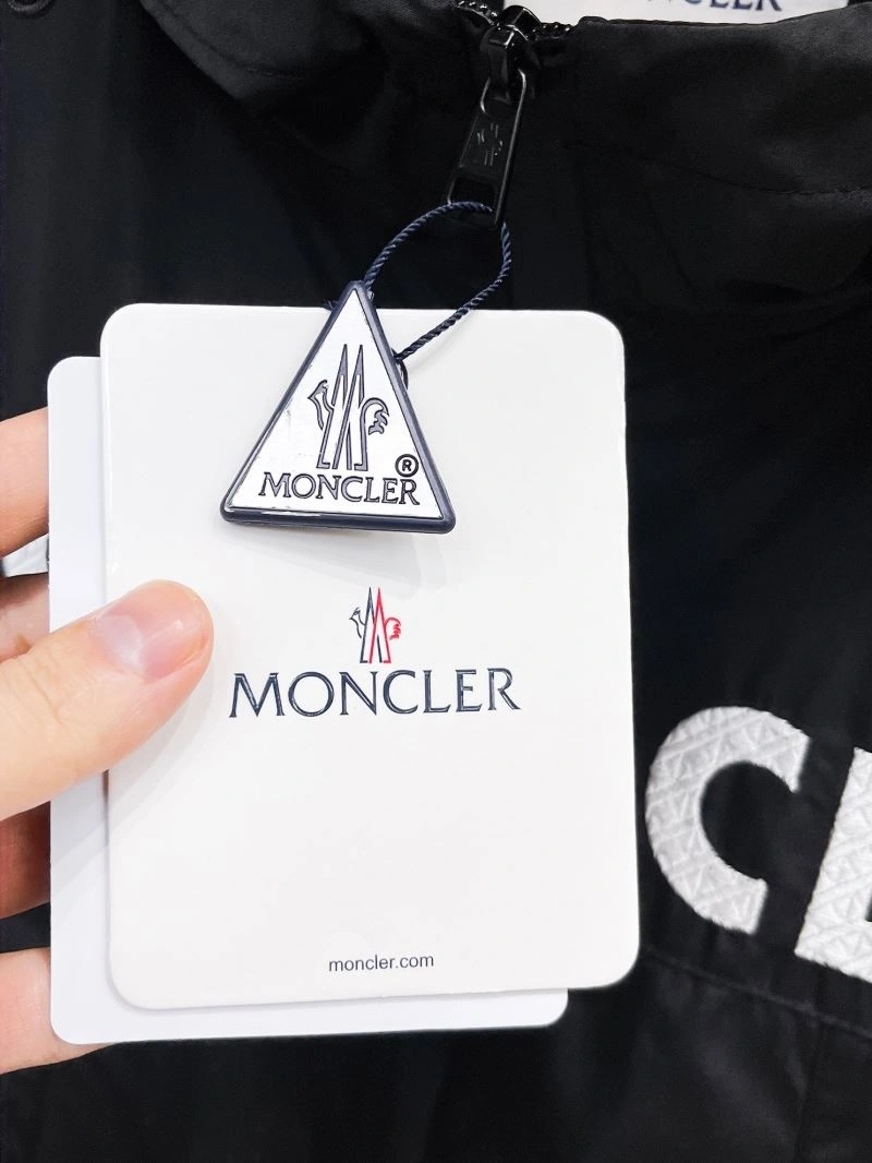 Moncler Outwear Original 142192
