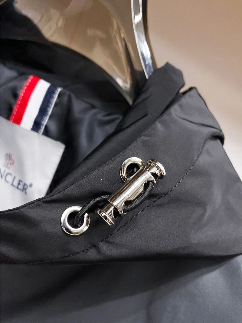 Snug Moncler Outwear 142172