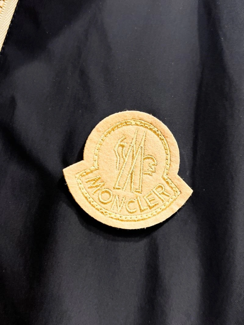 Moncler Outwear MultiPurpose 142152