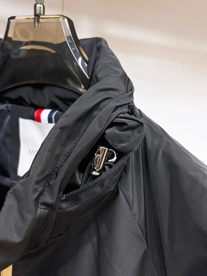 Moncler Outwear MultiPurpose 142152