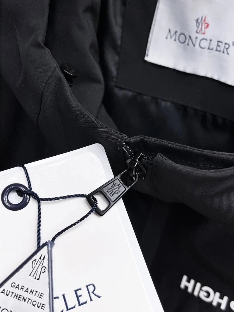 Moncler Outwear UrbanChic 142150