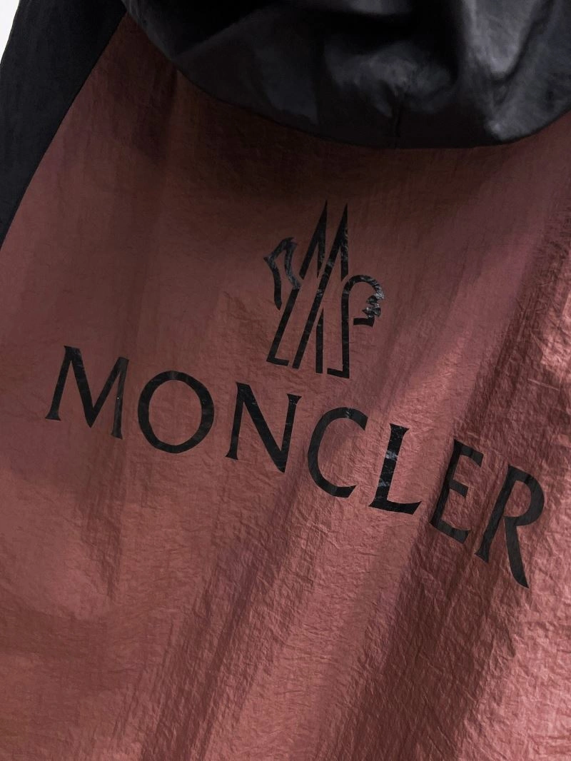 Moncler Outwear Stylish 142143