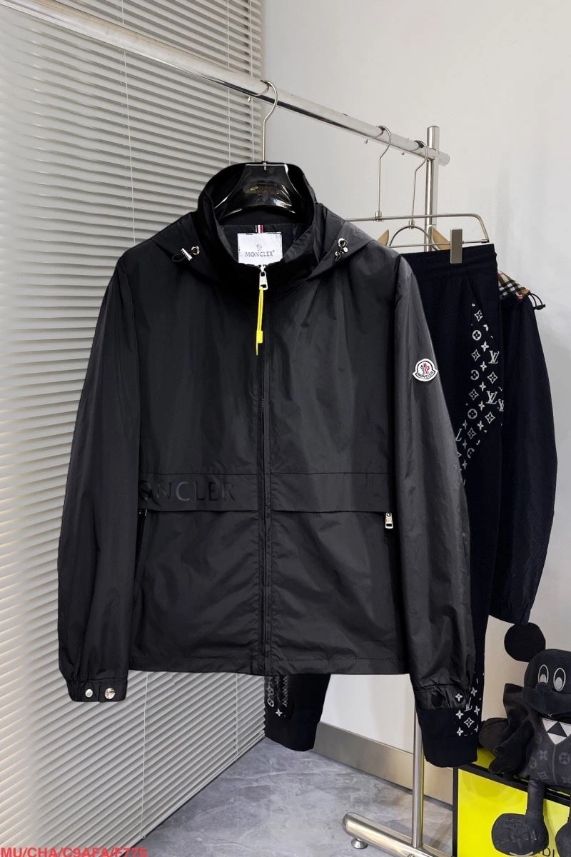 Moncler Outwear Original 142142