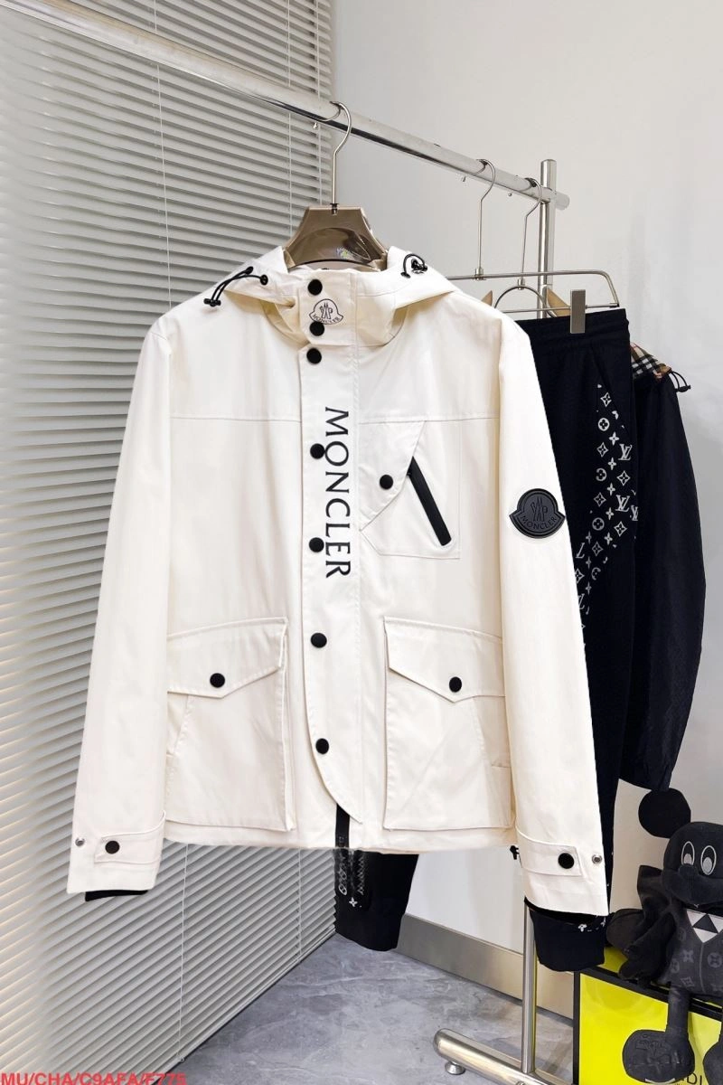 DailyWear Moncler Outwear 142140
