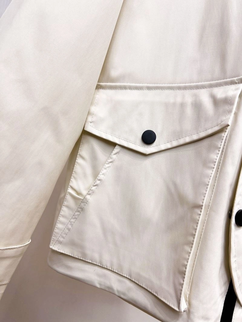 DailyWear Moncler Outwear 142140