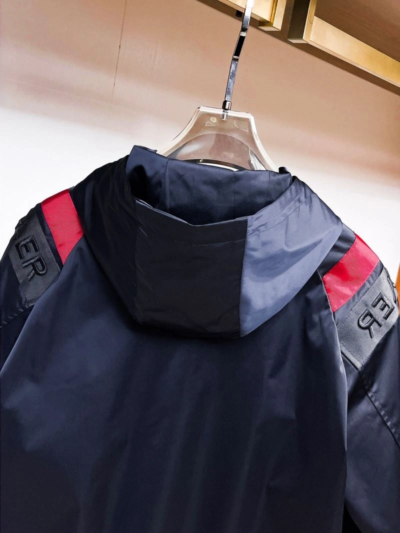 Moncler Outwear AllSeason 142151